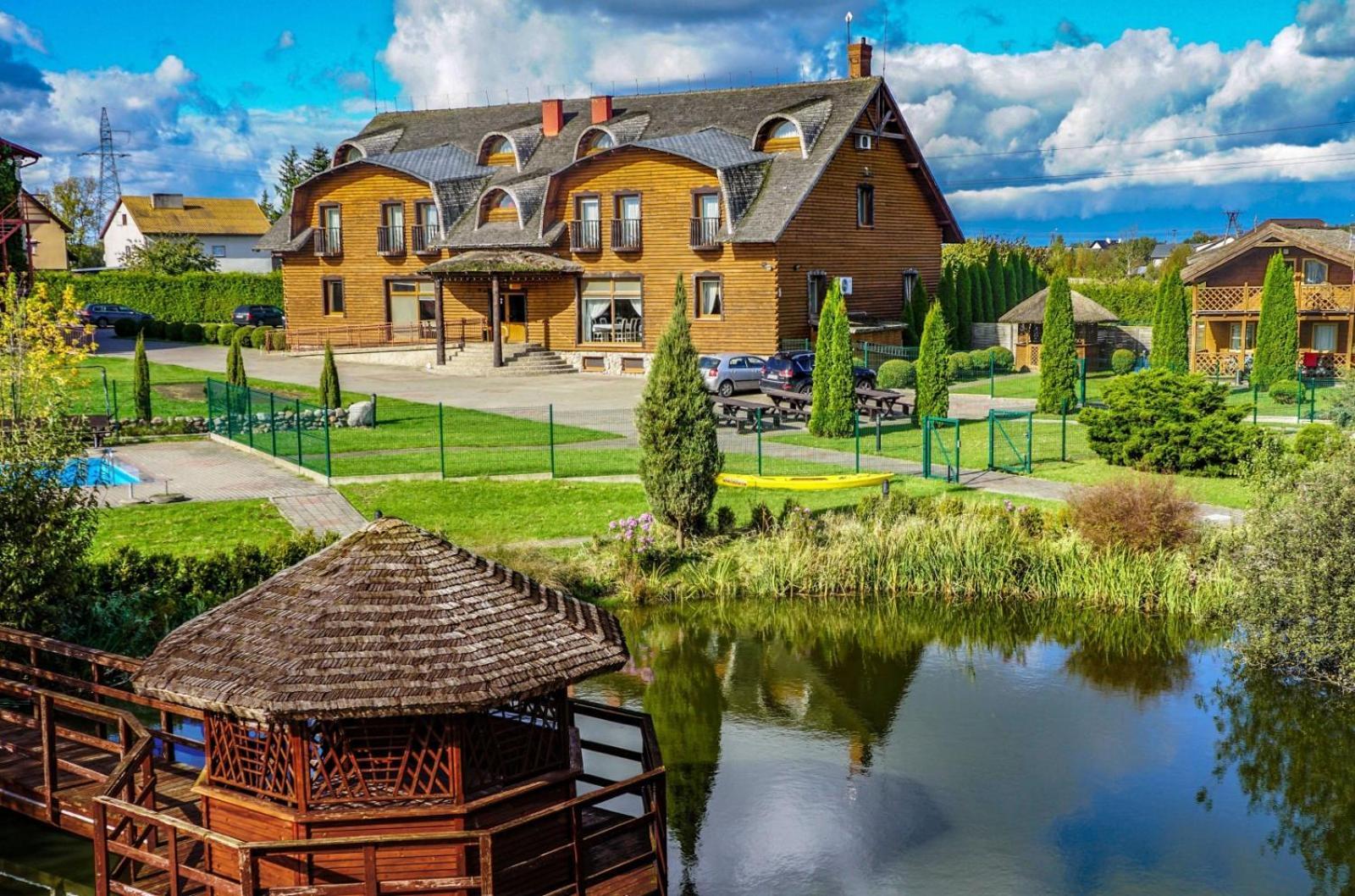 Dworek Tucholski Zblewo Exterior foto